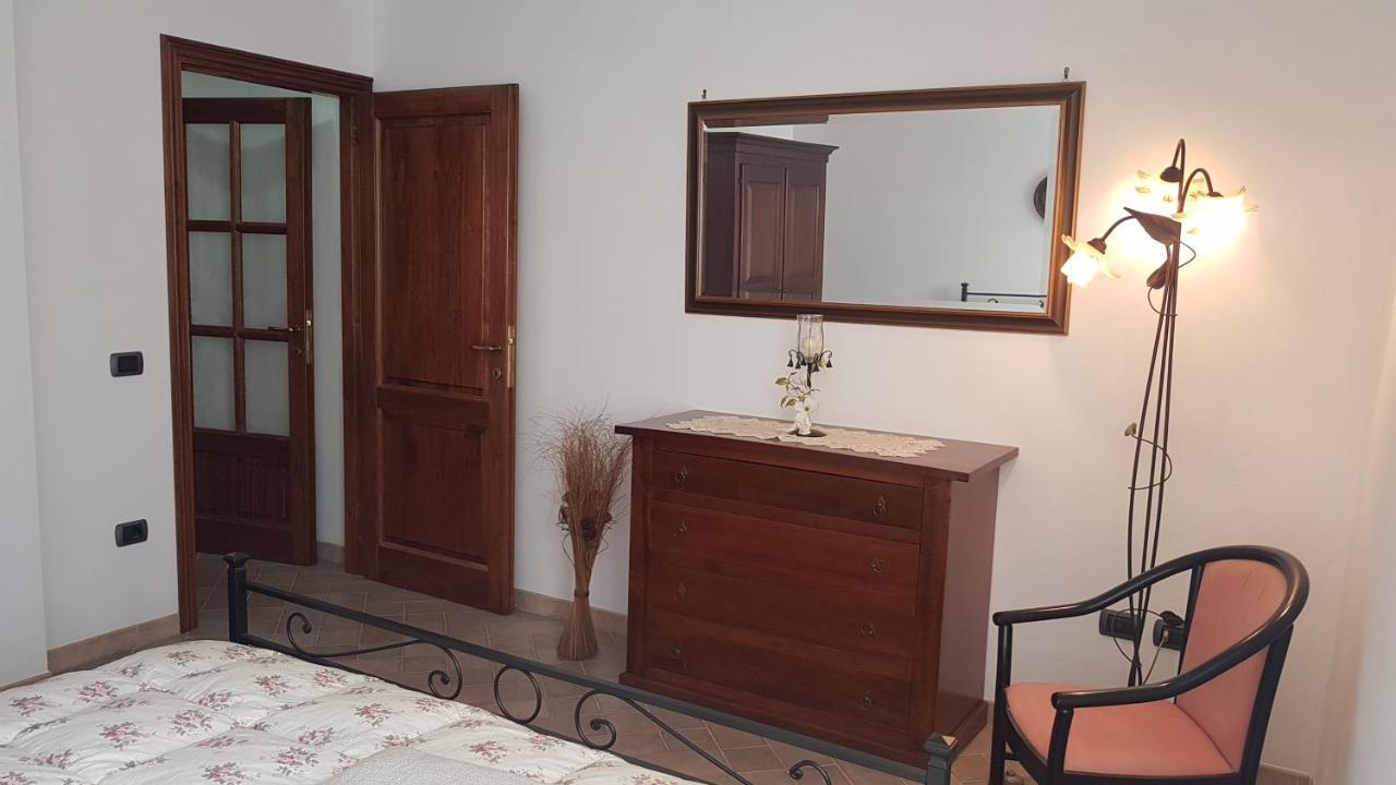 Beautiful Apartment With Exclusive Garden And Terrace Monteverdi Marittimo Exteriör bild